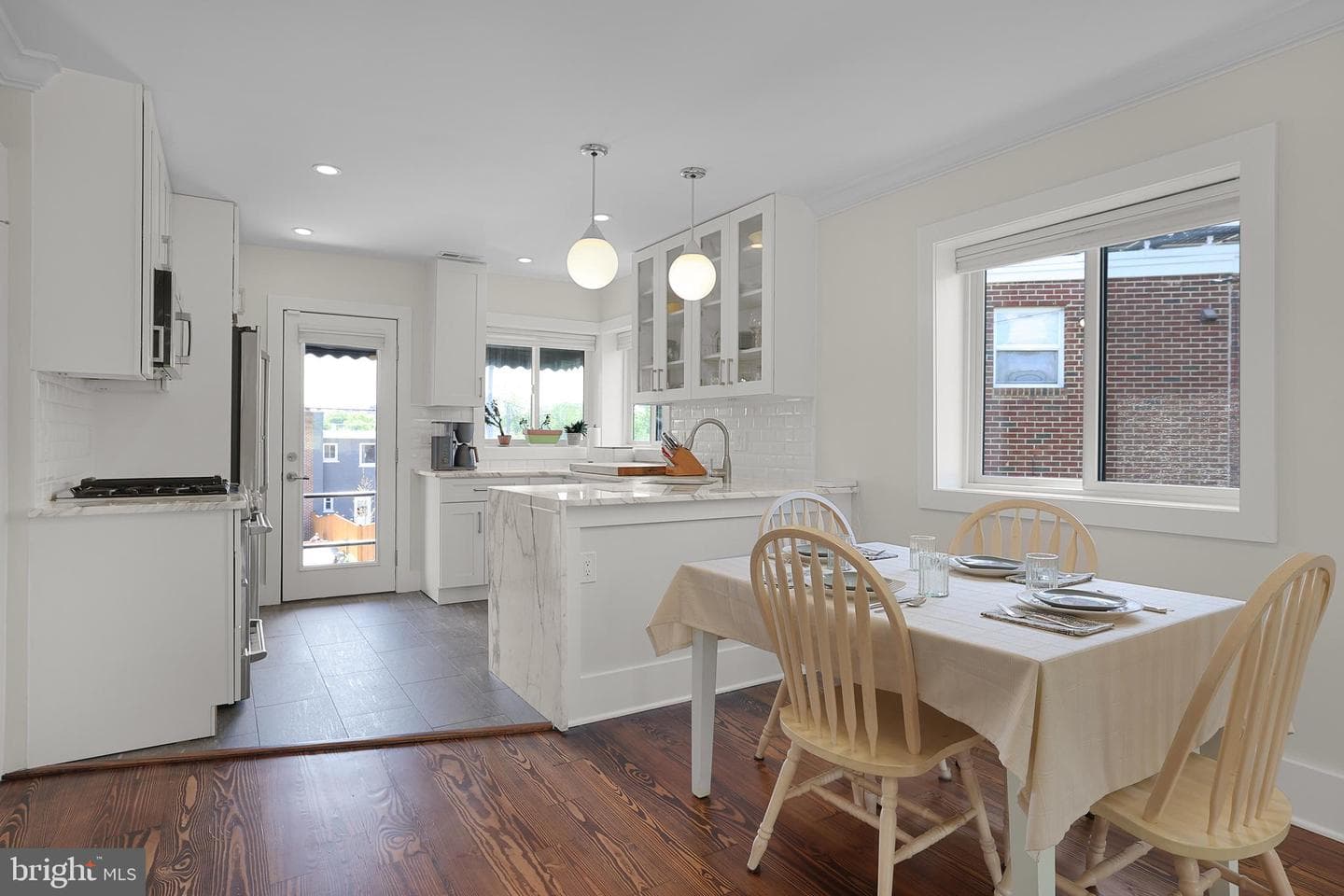 1225 Gallatin Street NE photo 5