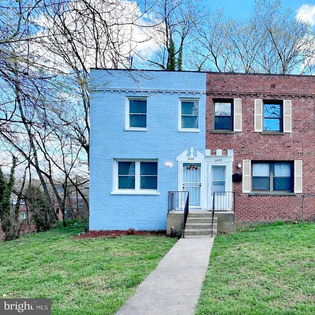 5000 Just Street NE, Washington