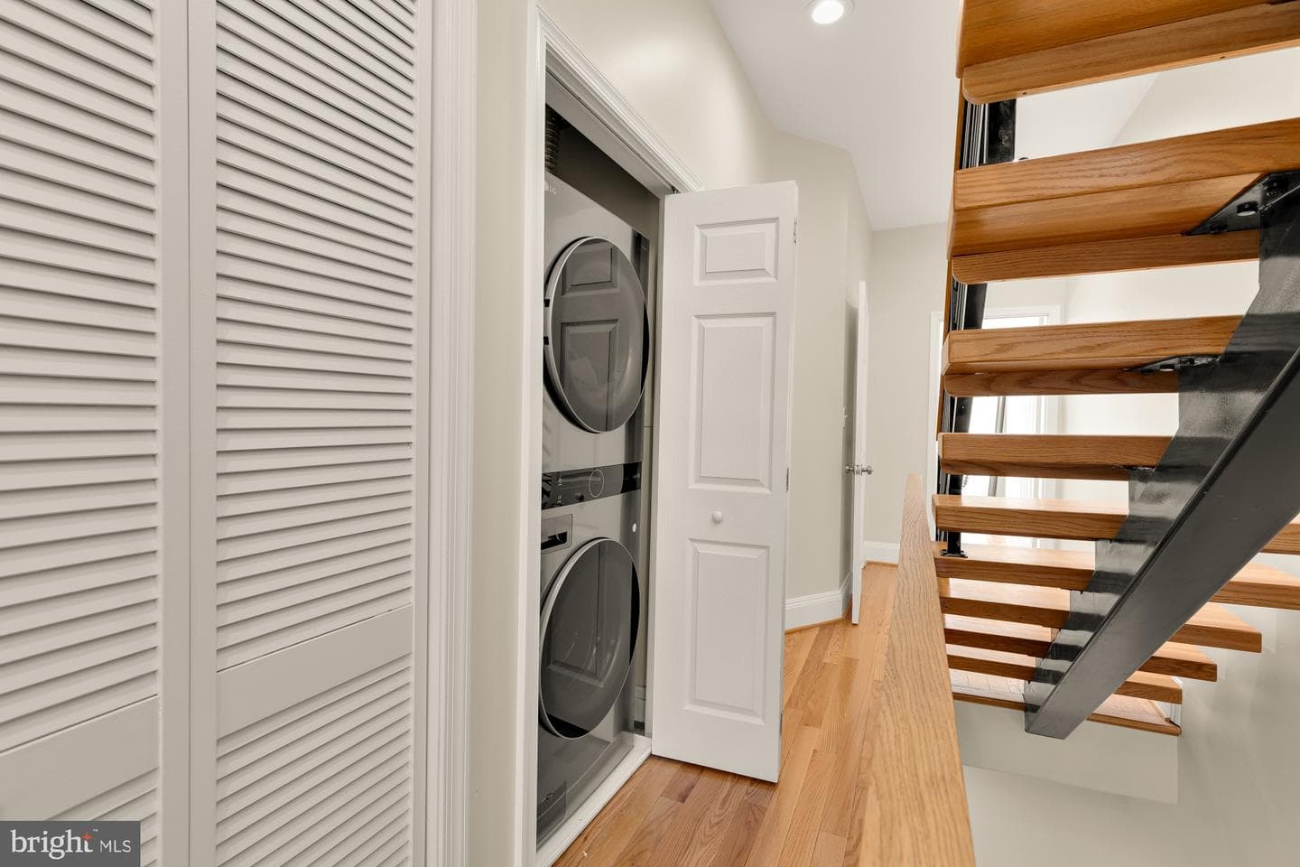 1248 Girard Street NW photo 14
