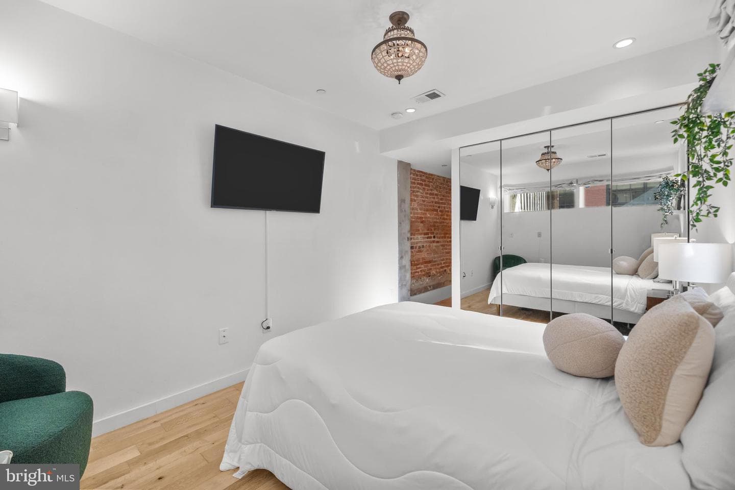 1324 W Street NW #1 photo 18