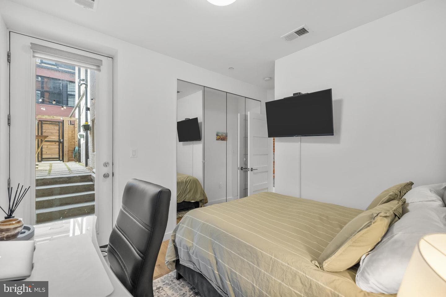 1324 W Street NW #1 photo 27