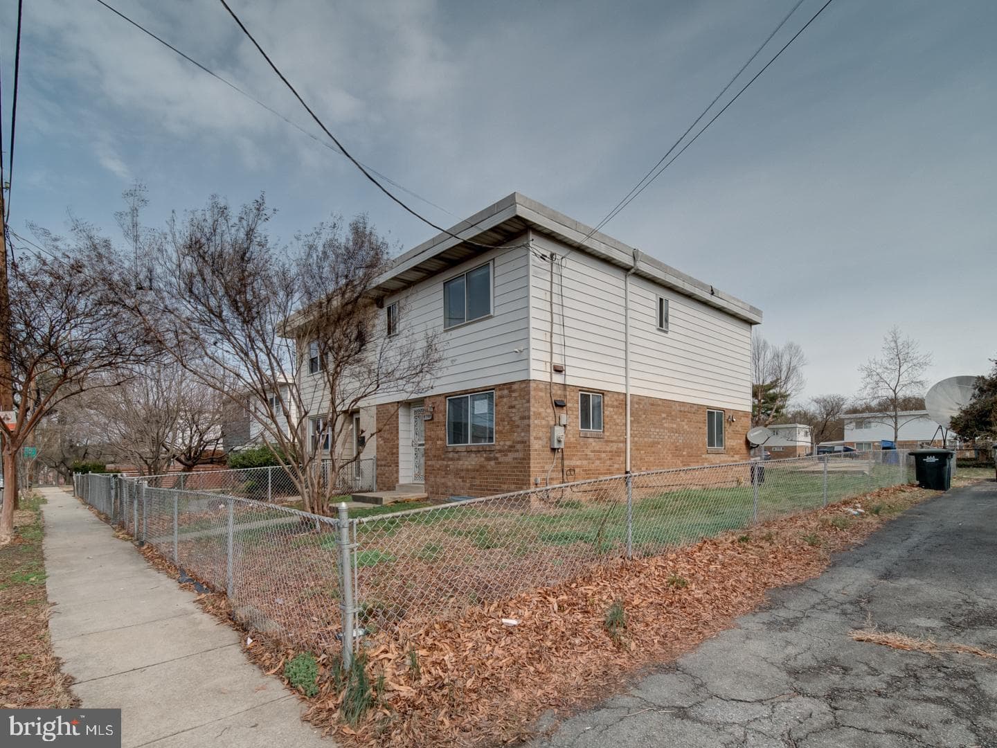 4705 Sargent Road NE photo 2