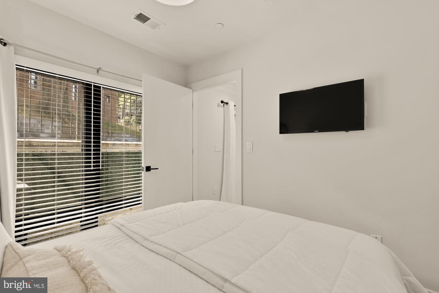 2630 39th Street NW #1 photo 17