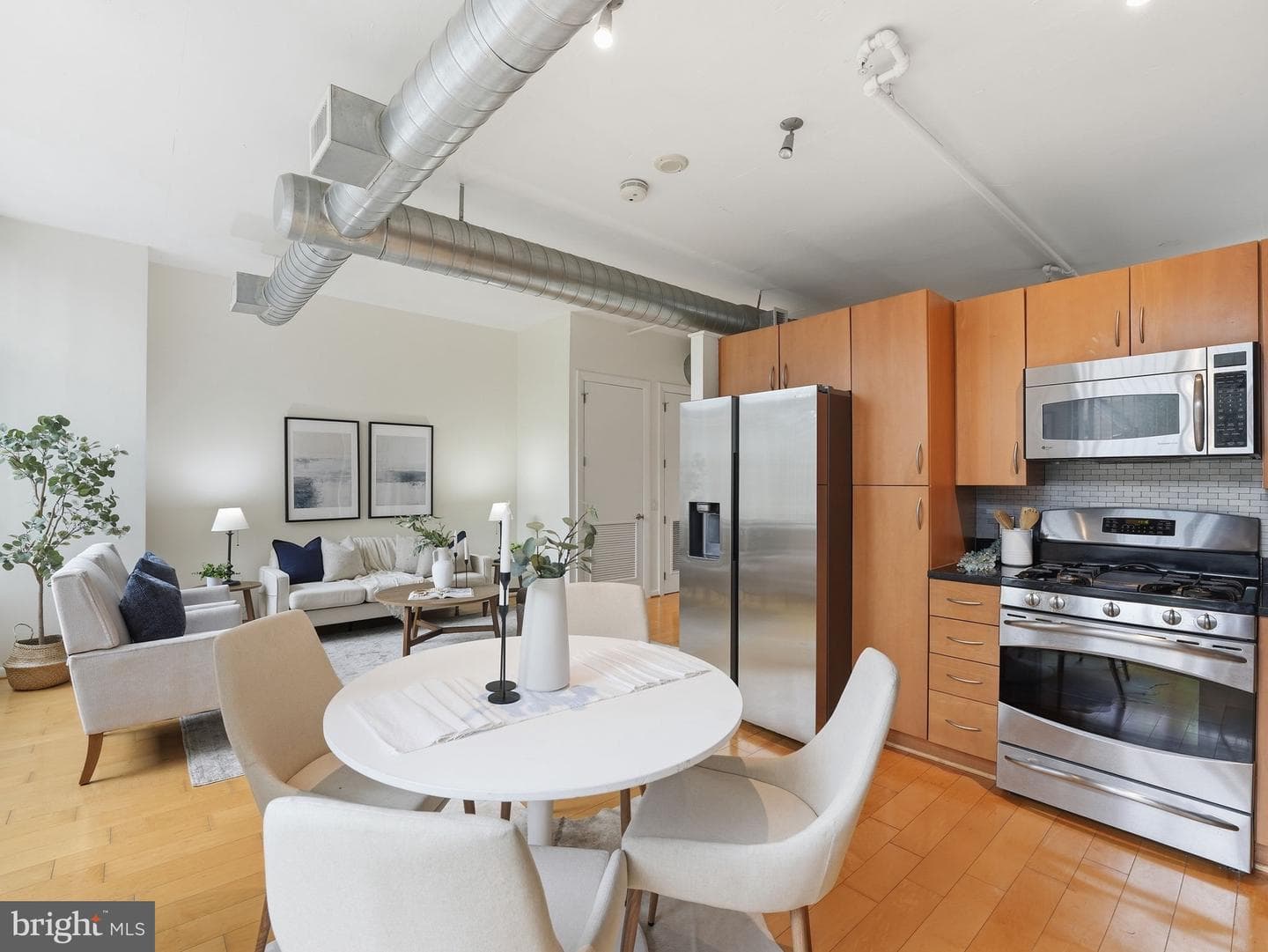 811 4th Street NW #402 photo 3
