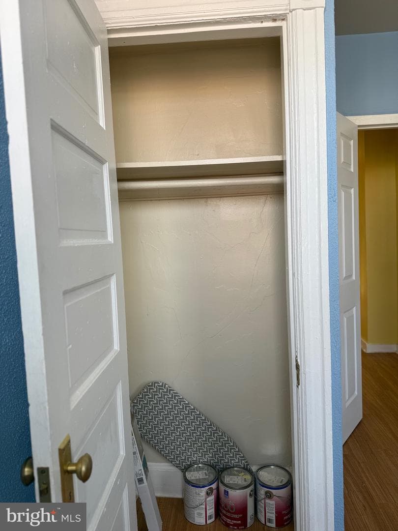 528 Hobart Place NW photo 13