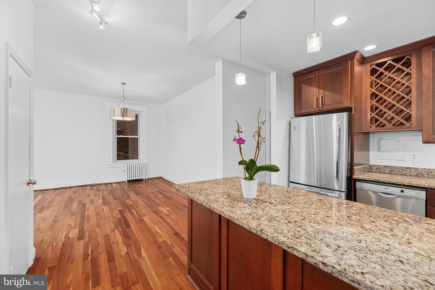 1855 Calvert Street NW #102 photo 16