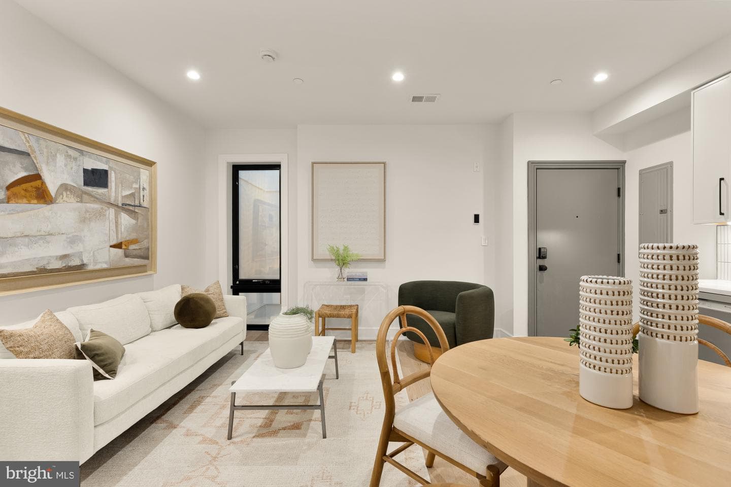 1463 Harvard Street NW #5 photo 5