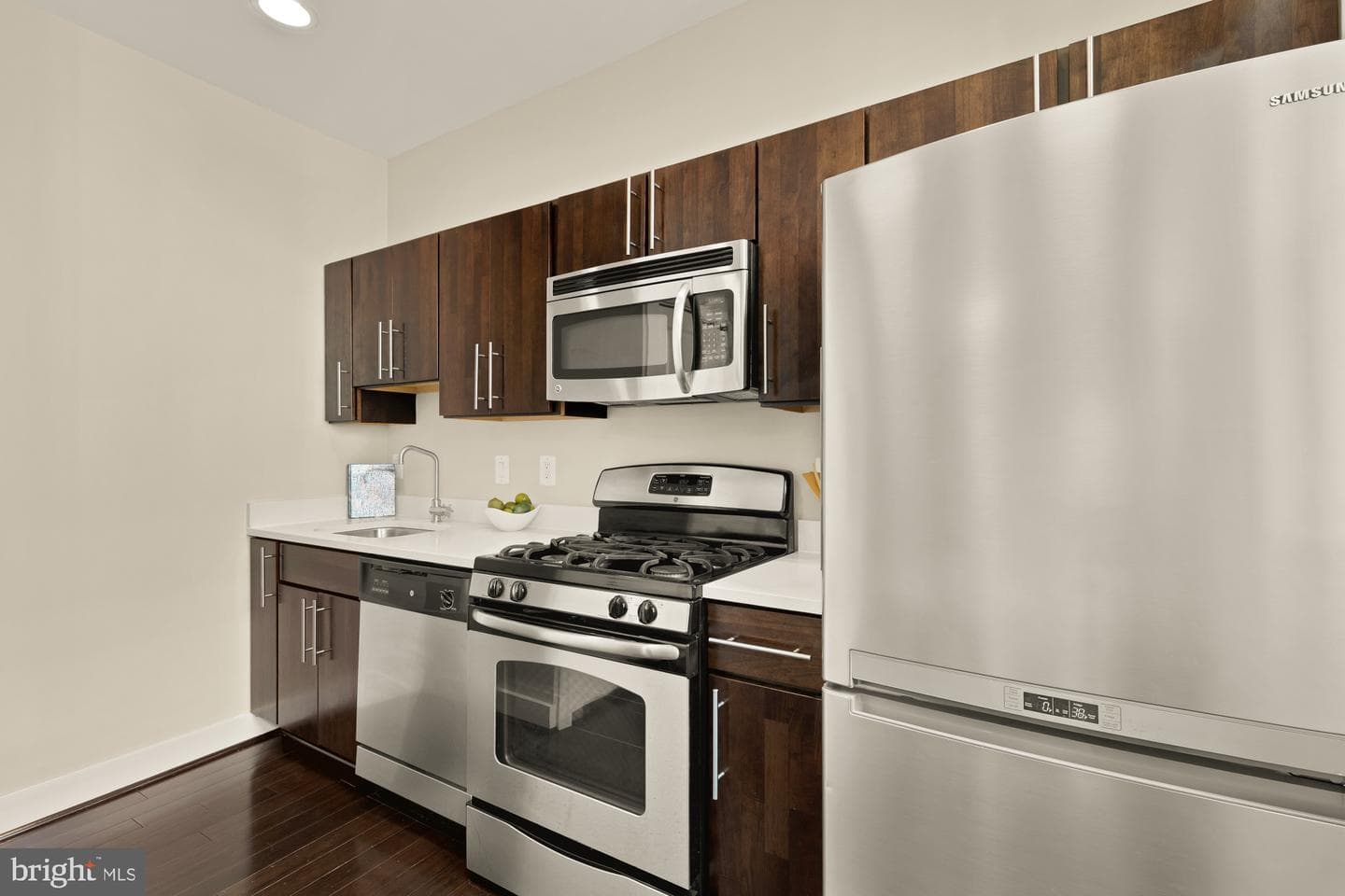 315 G Street NE #303 photo 6