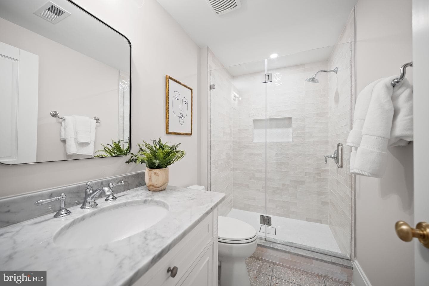 5125 Upton Street NW photo 41