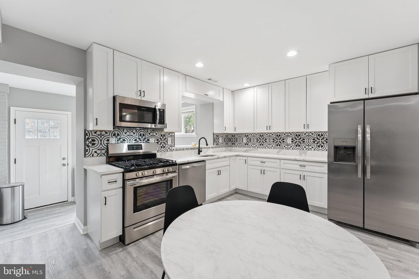 1525 Morris Road SE, Washington