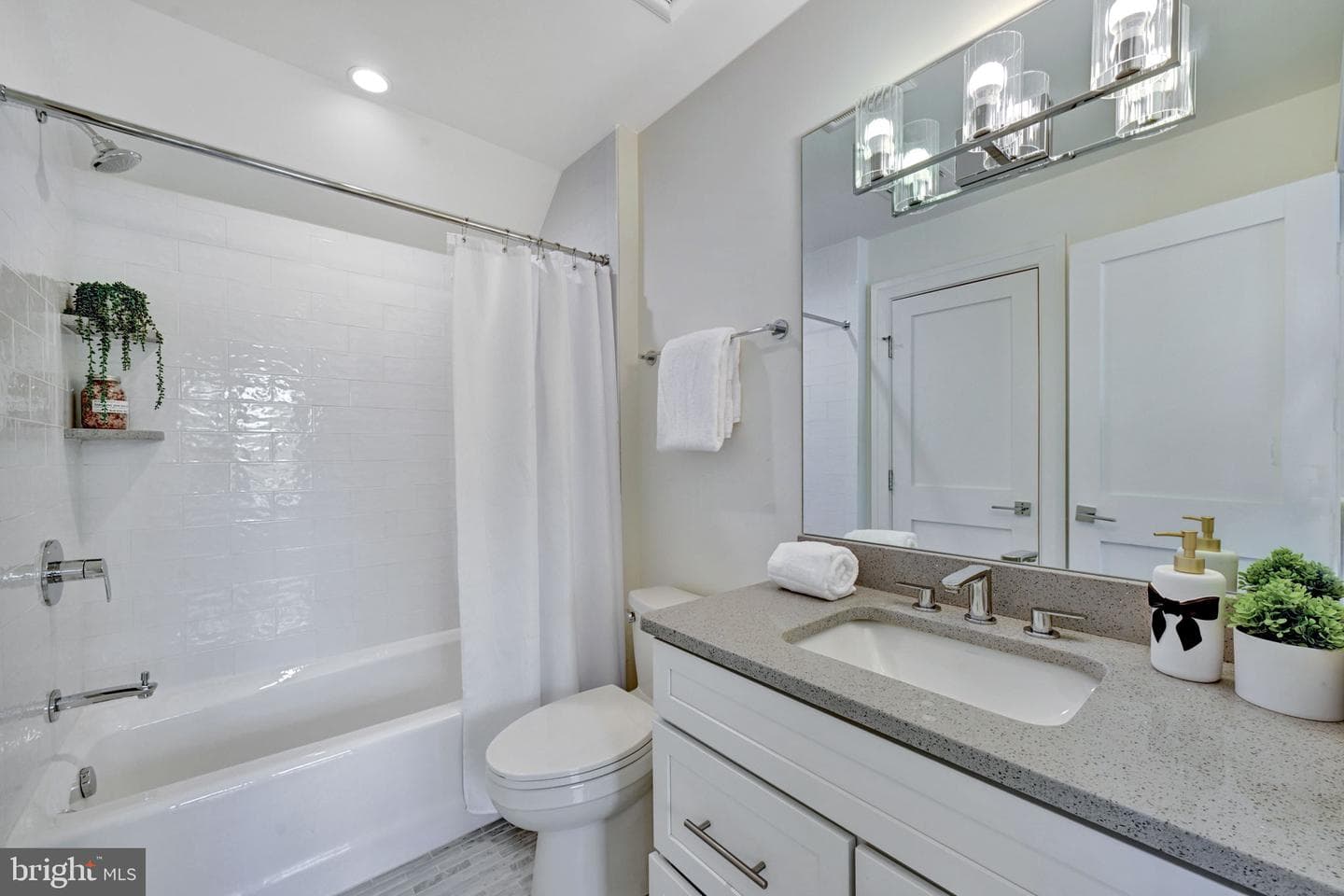 6517 Barnaby Street NW photo 60