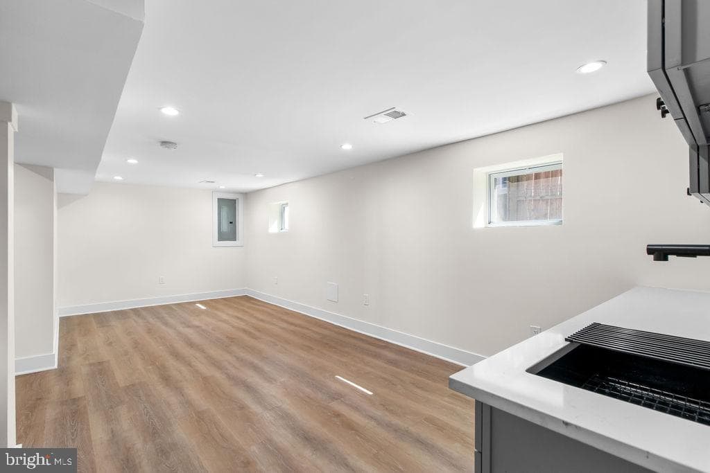 713 Croissant Place SE photo 20