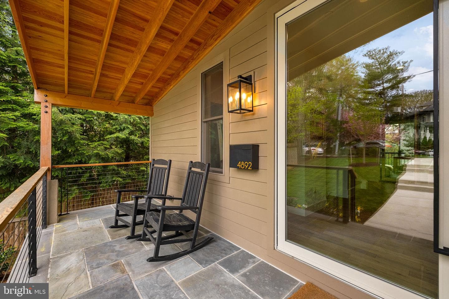 4892 Macarthur Boulevard NW, Washington