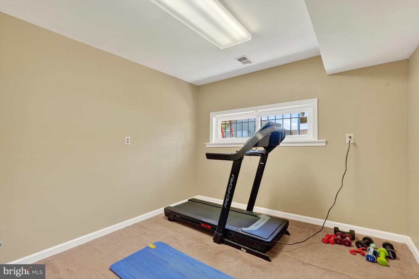 260 45th Street NE photo 16