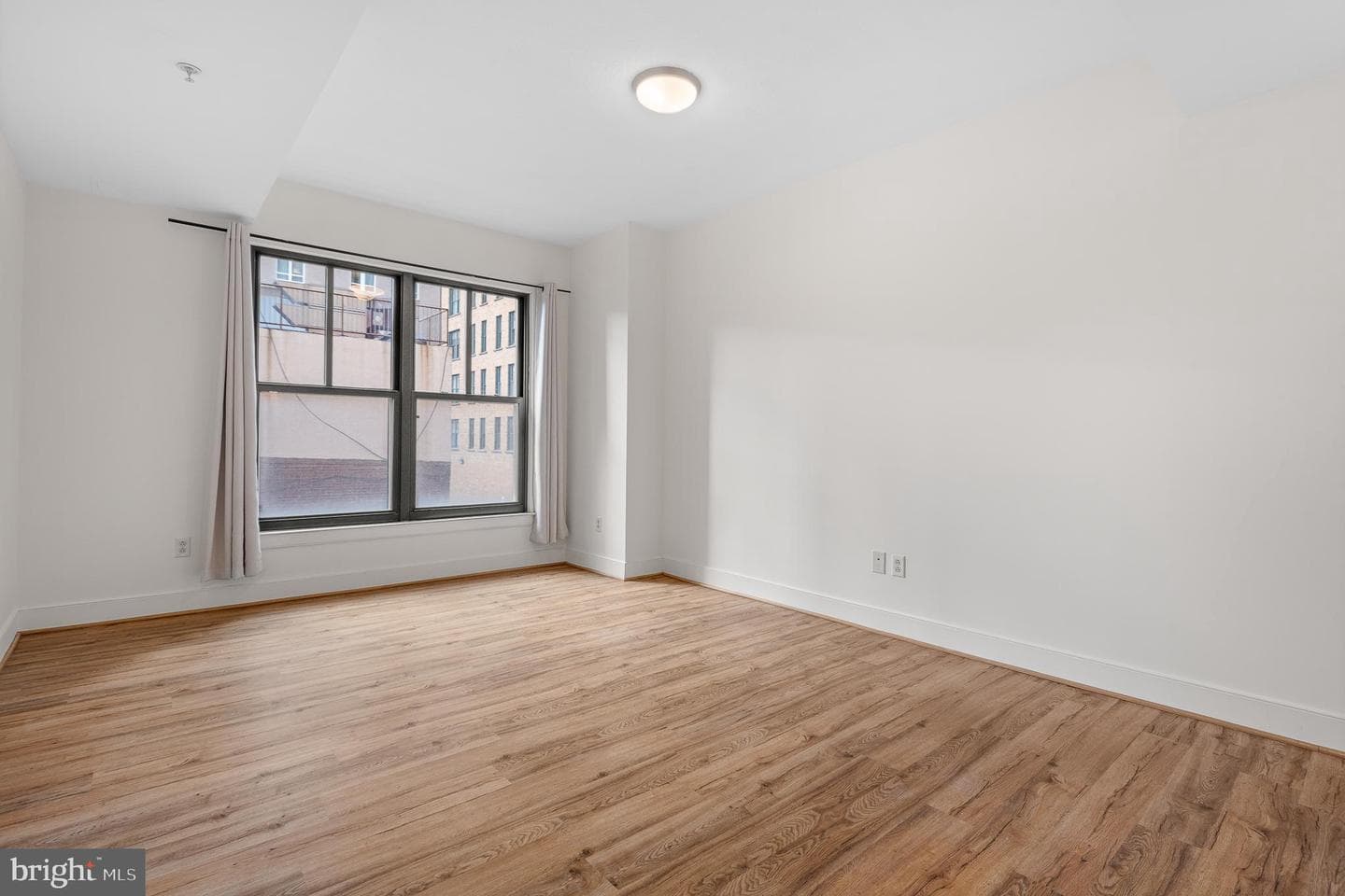 910 M Street NW #126 photo 22
