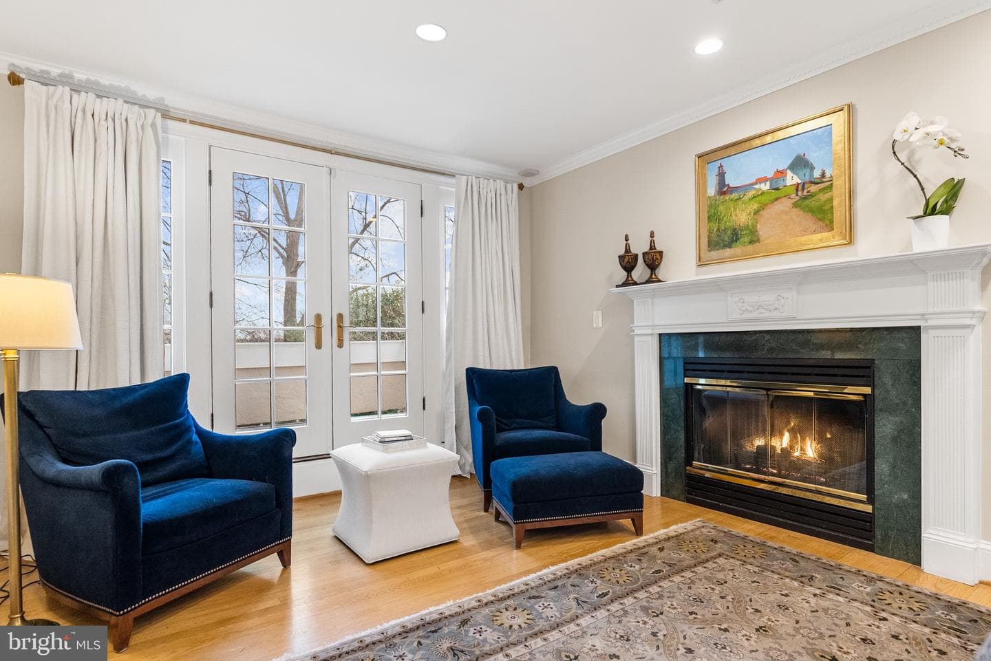 4545 Klingle Street NW photo 11