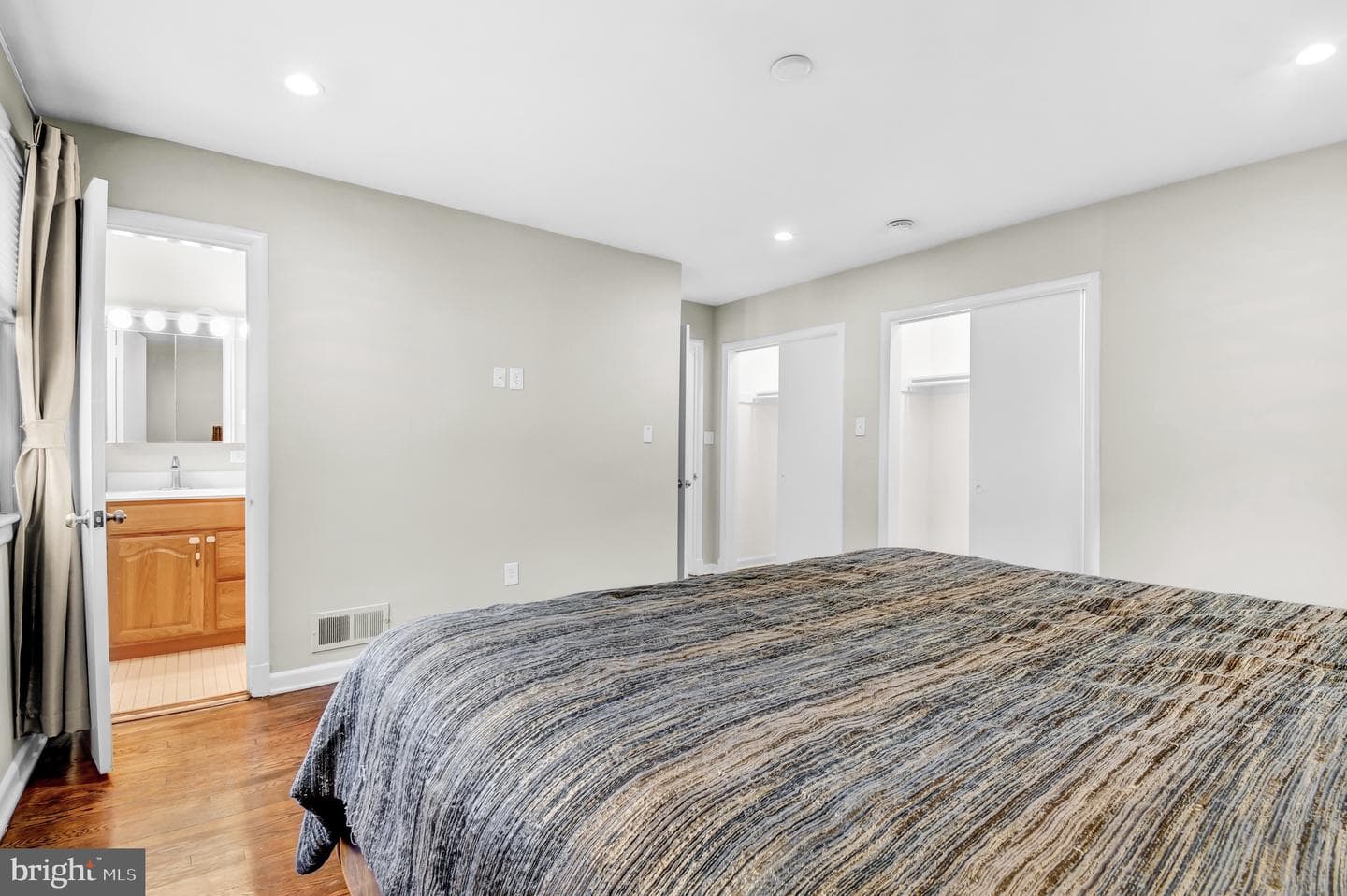 6617 13th Place NW photo 11