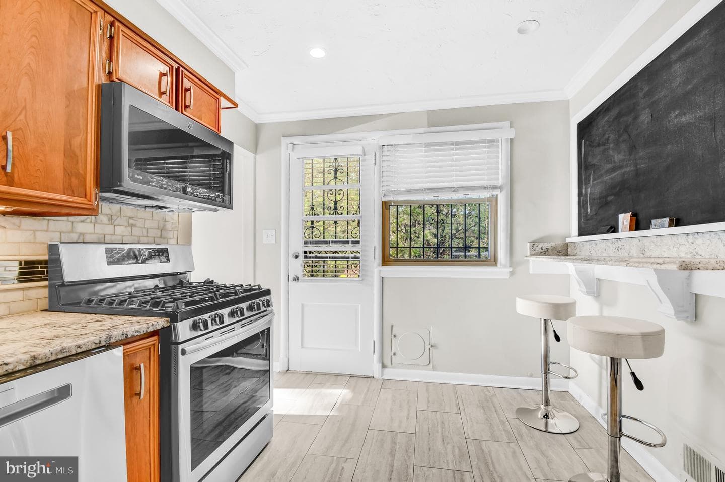 6617 13th Place NW photo 4