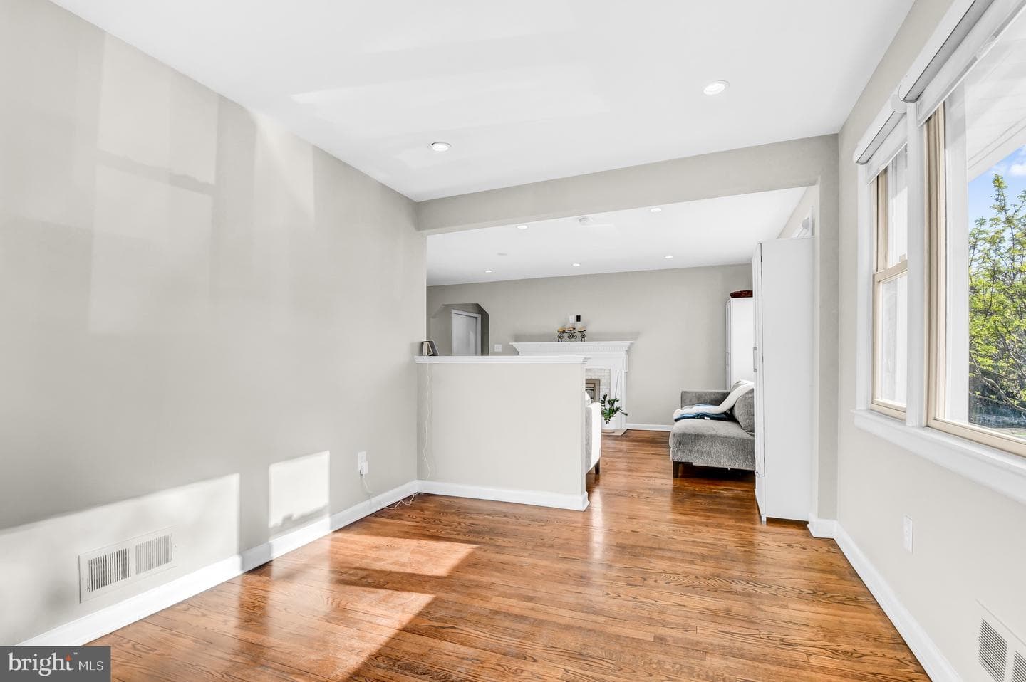 6617 13th Place NW photo 8