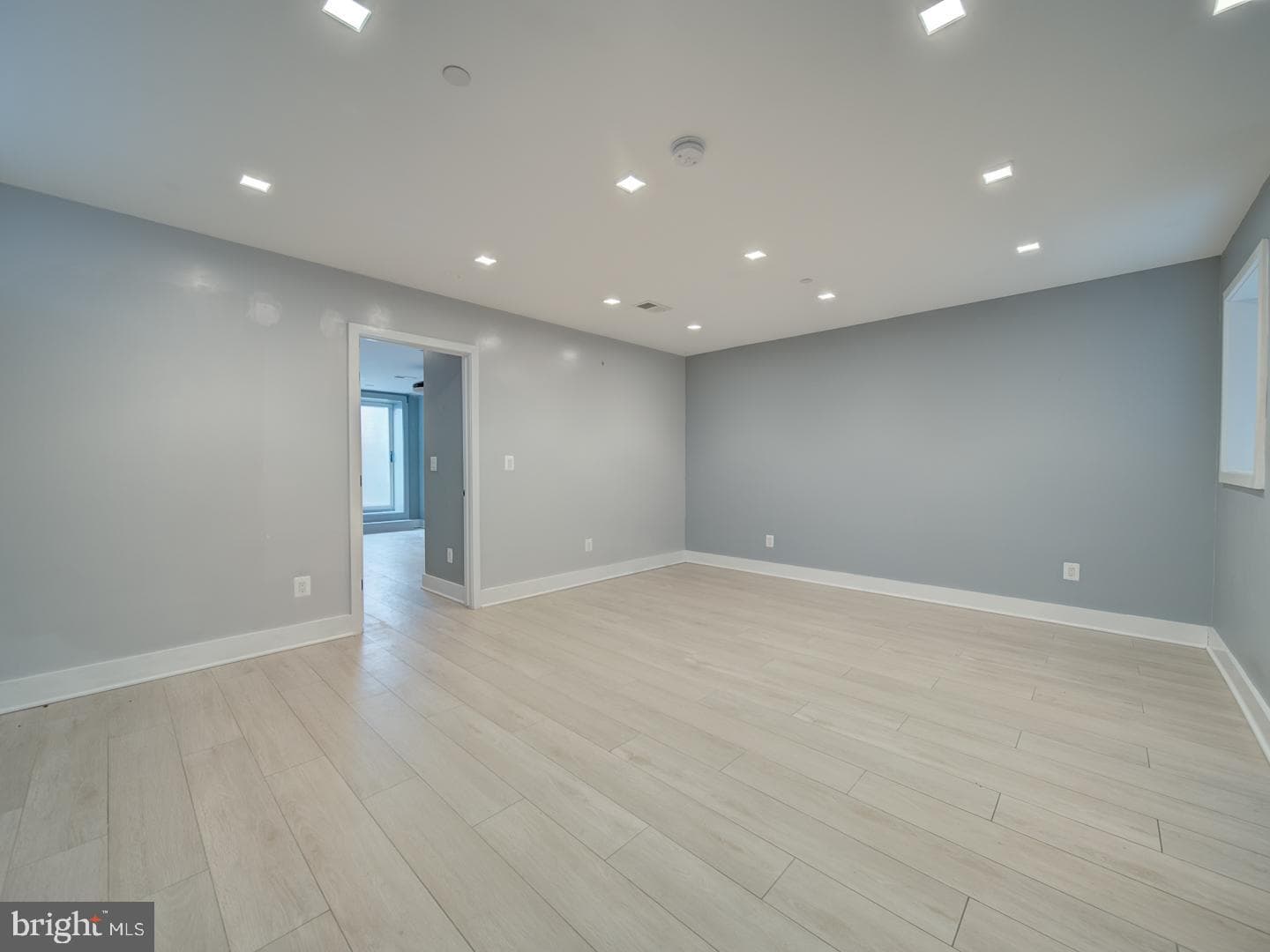 615 15th Street NE #1 photo 14