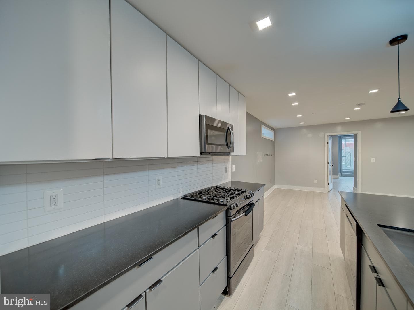 615 15th Street NE #1 photo 8