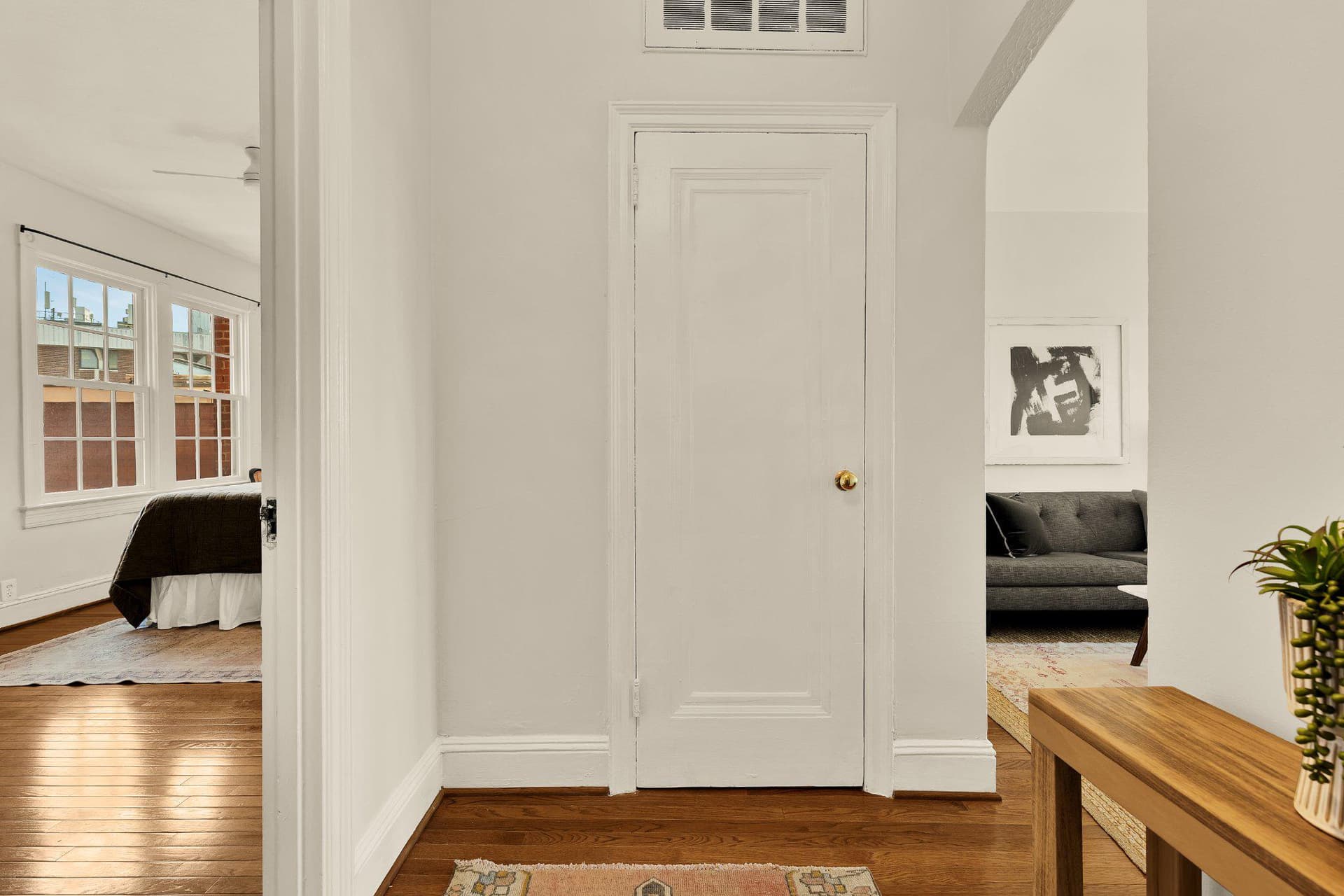 644 Massachusetts Avenue NE #400 photo 2