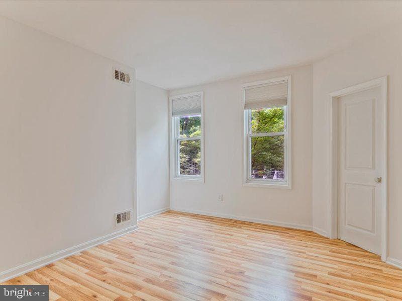 1200 D Street NE photo 26