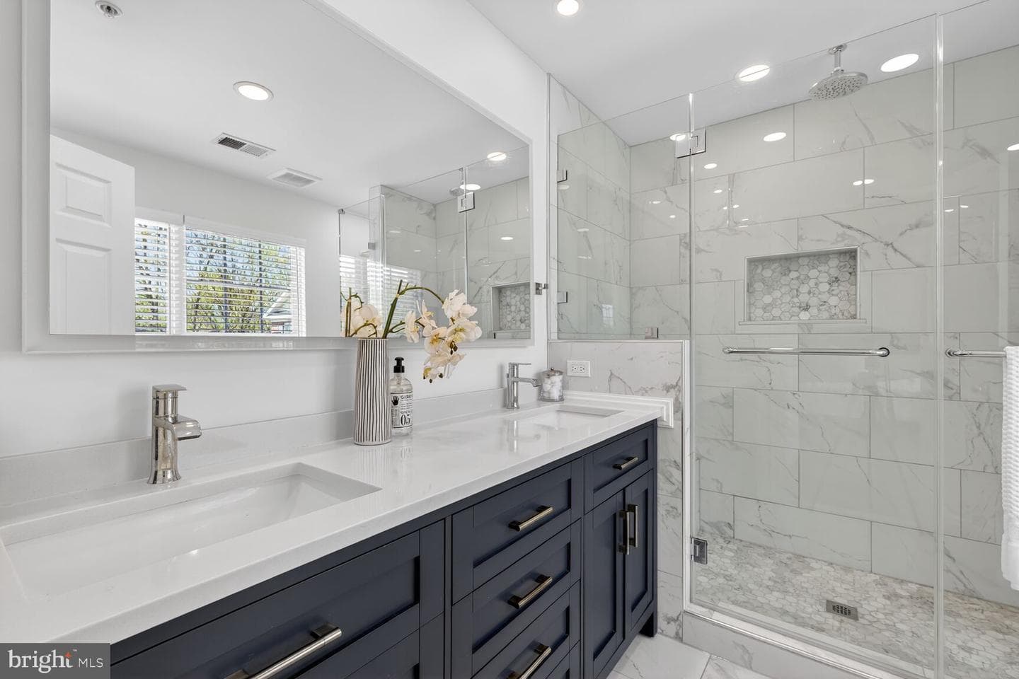 3369 Monterey Lane SE photo 17