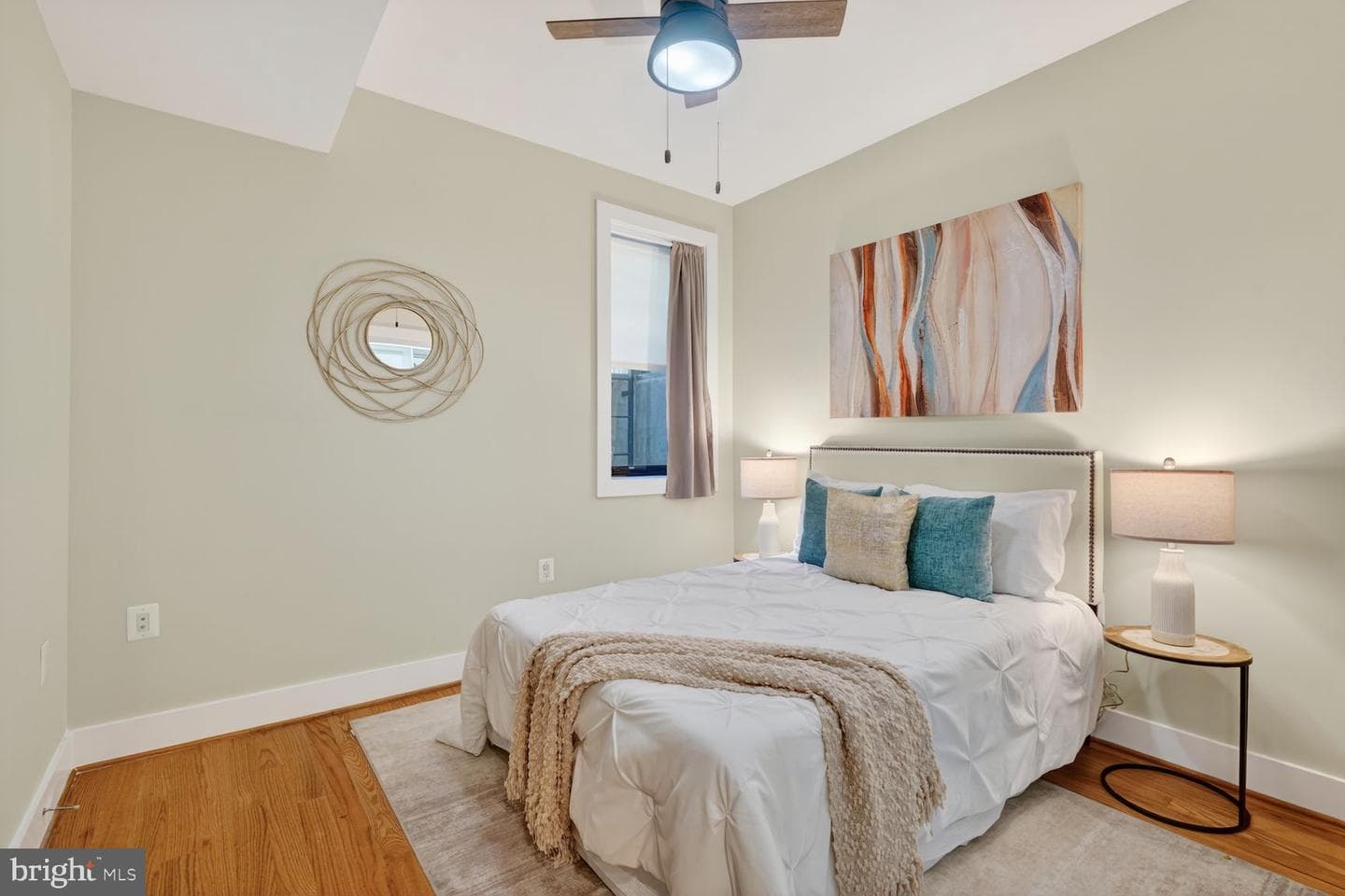 609 Gresham Place NW #1 photo 17