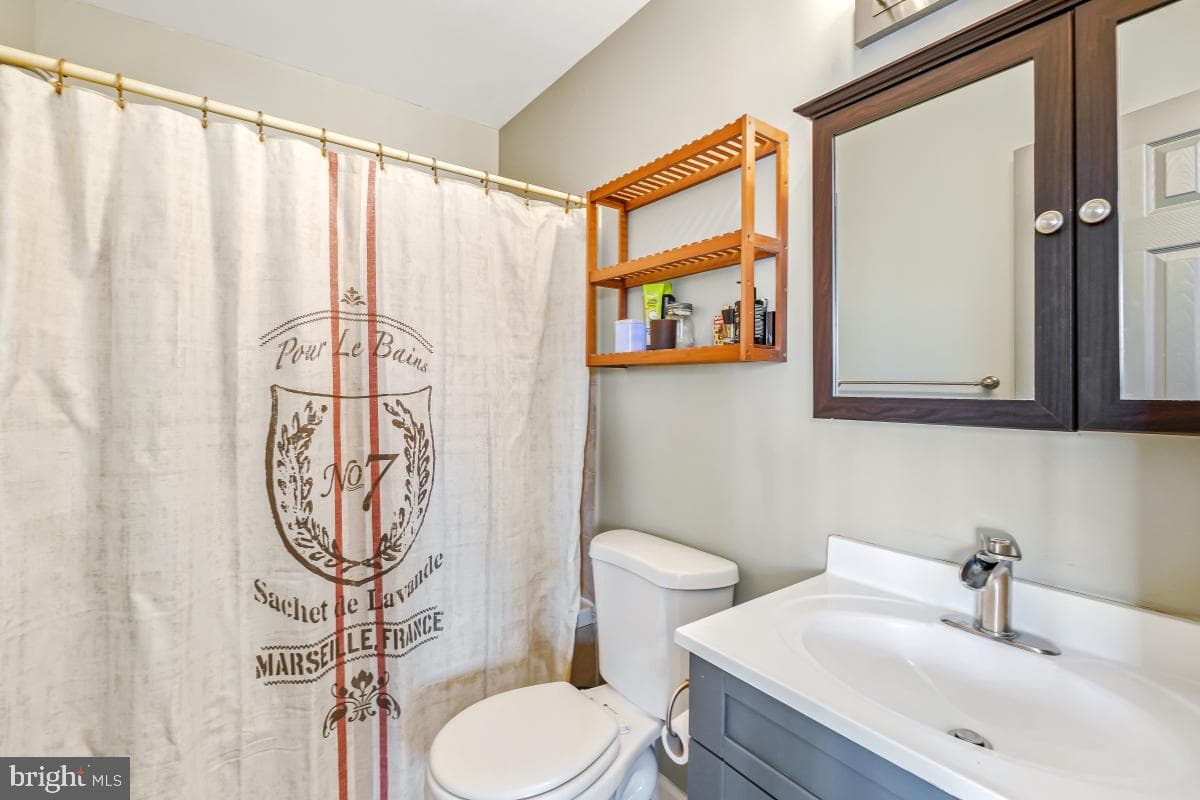 1377 K Street SE #2 photo 14