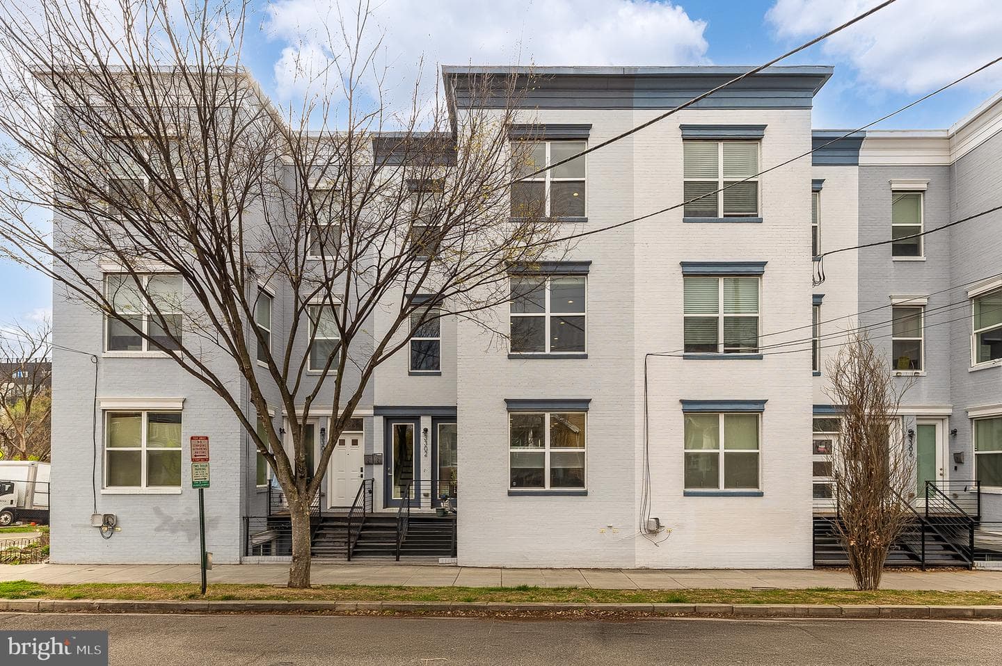3302 9th Street NE #2, Washington