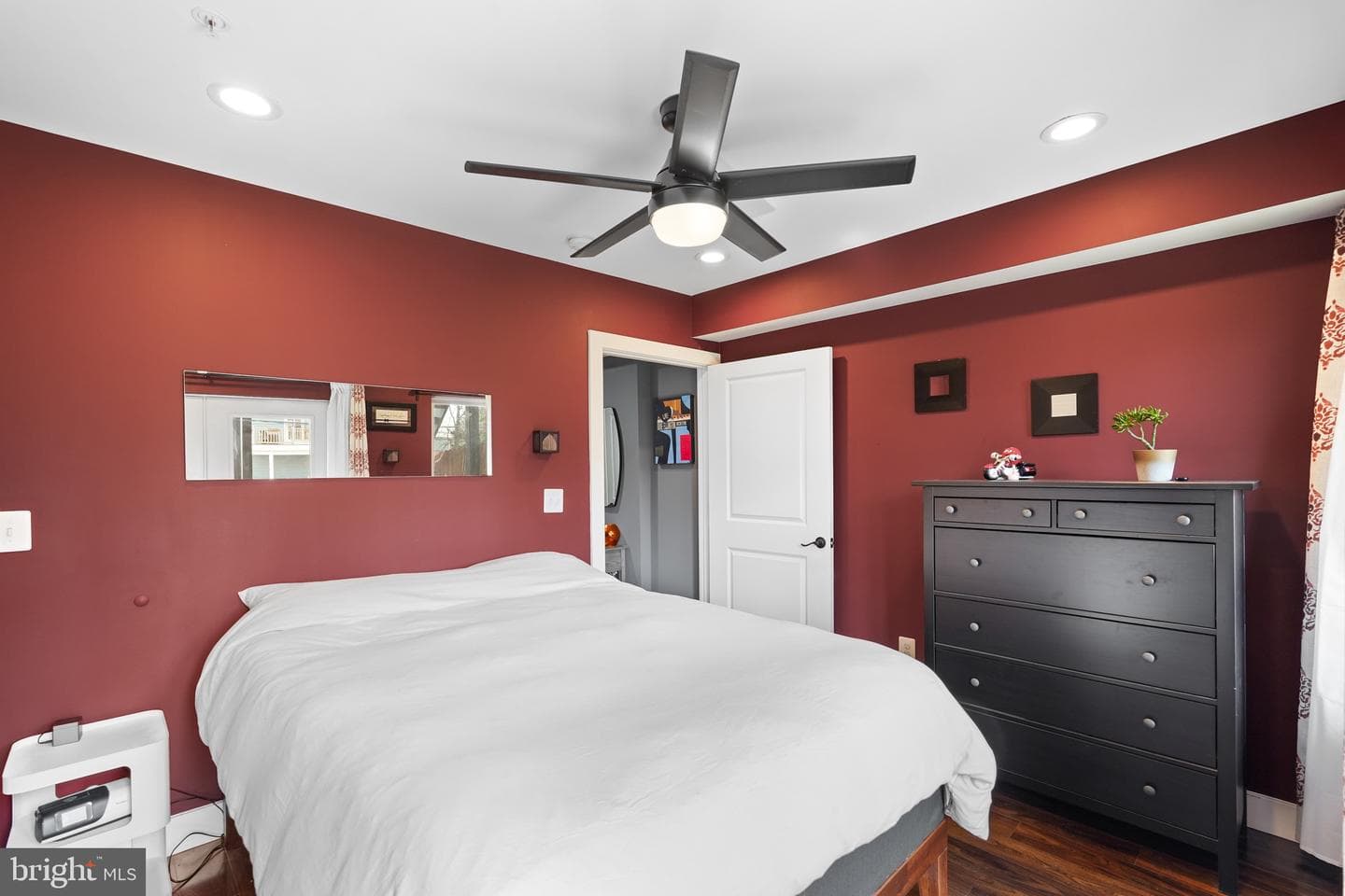 528 Kennedy Street NW #102 photo 12