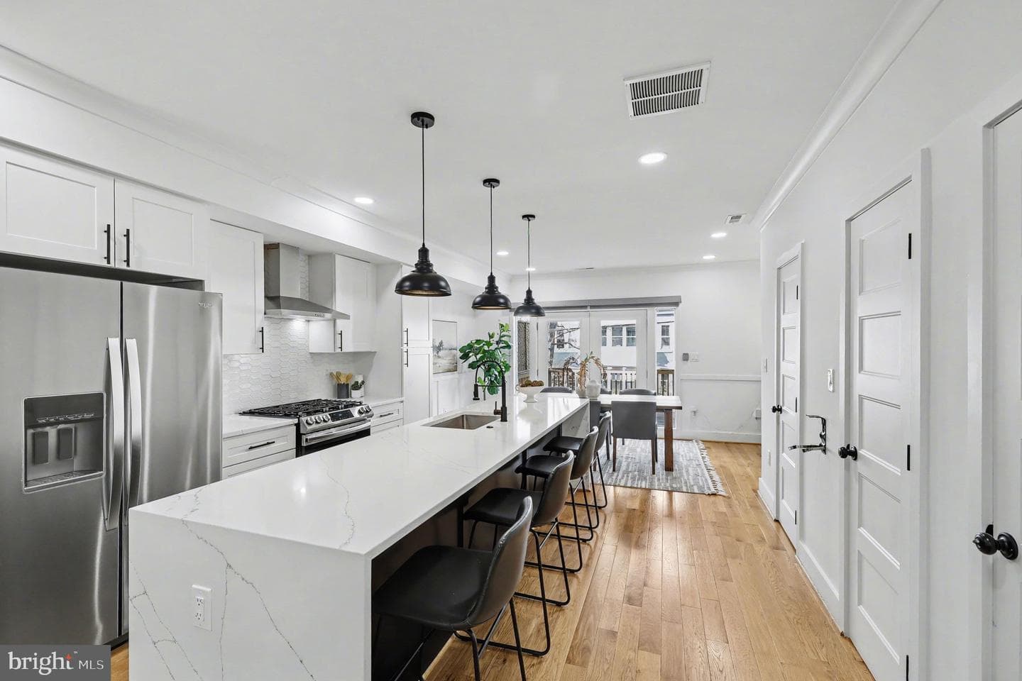 1427 Parkwood Place NW photo 8