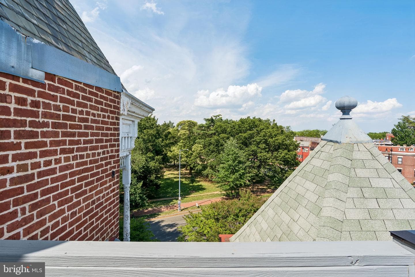 1217 Massachusetts Avenue SE photo 42