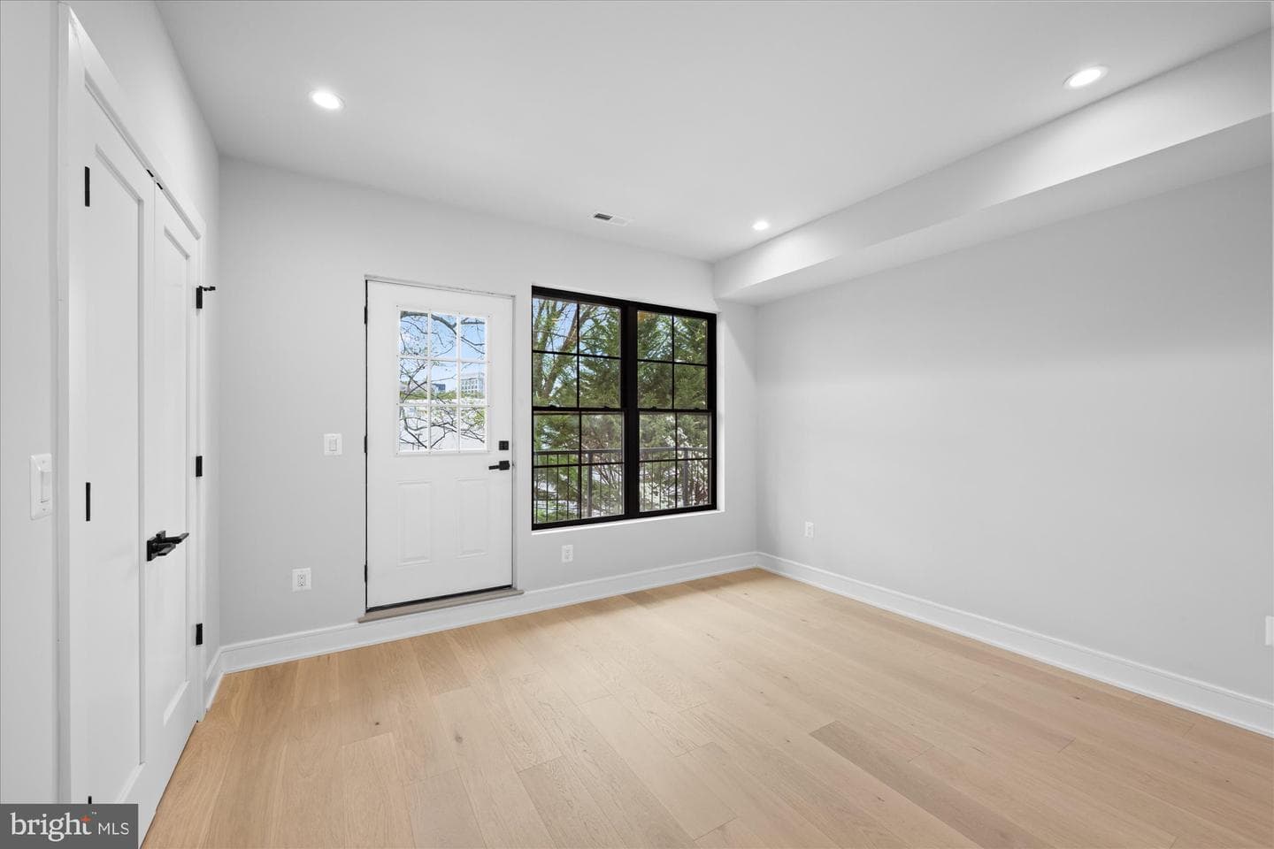 4441 Harrison Street NW photo 17