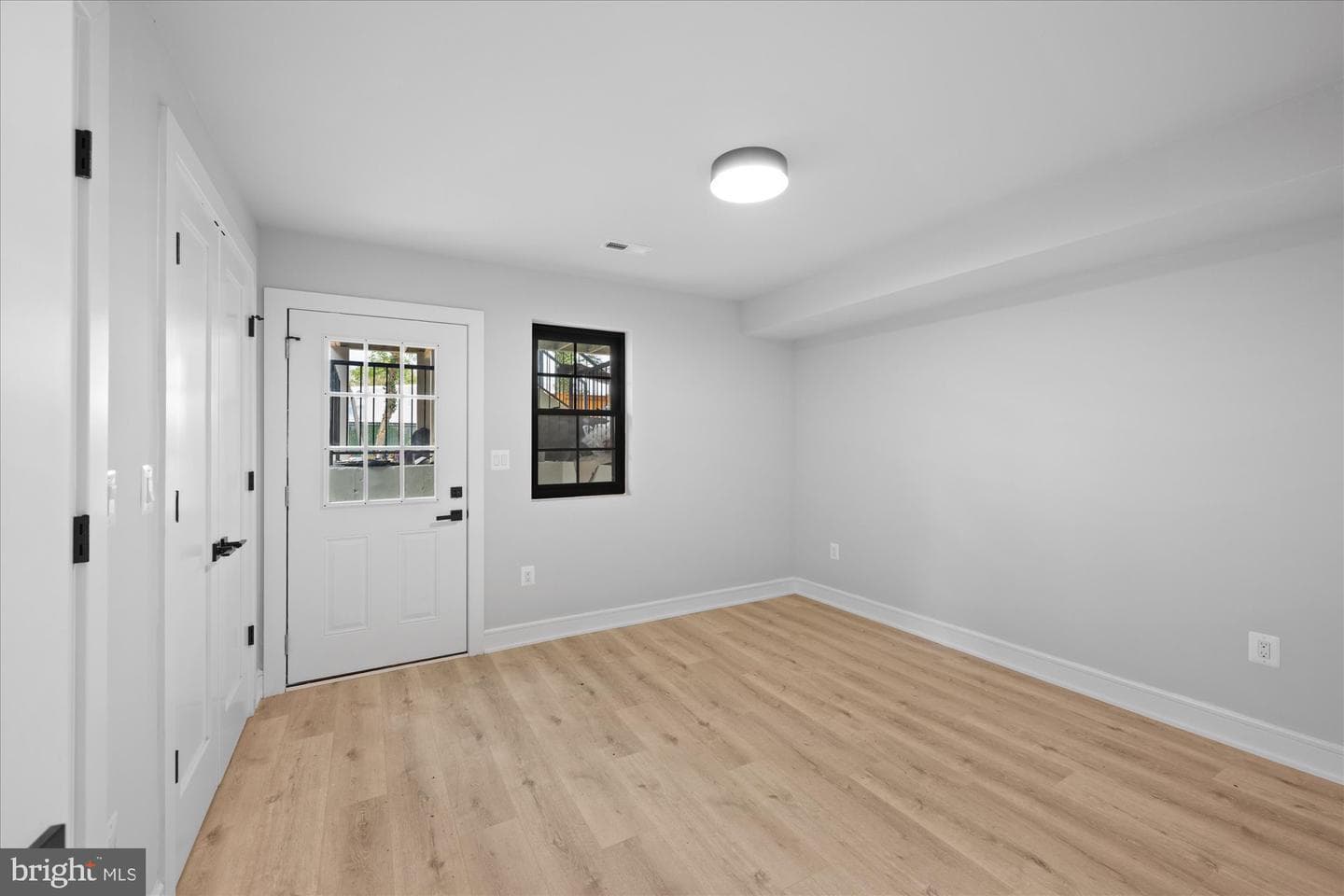 4441 Harrison Street NW photo 36