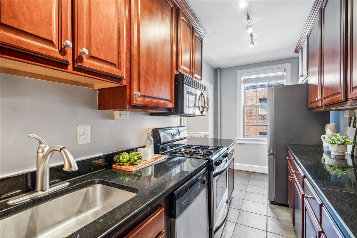 3010 Wisconsin Avenue NW #209 photo 15