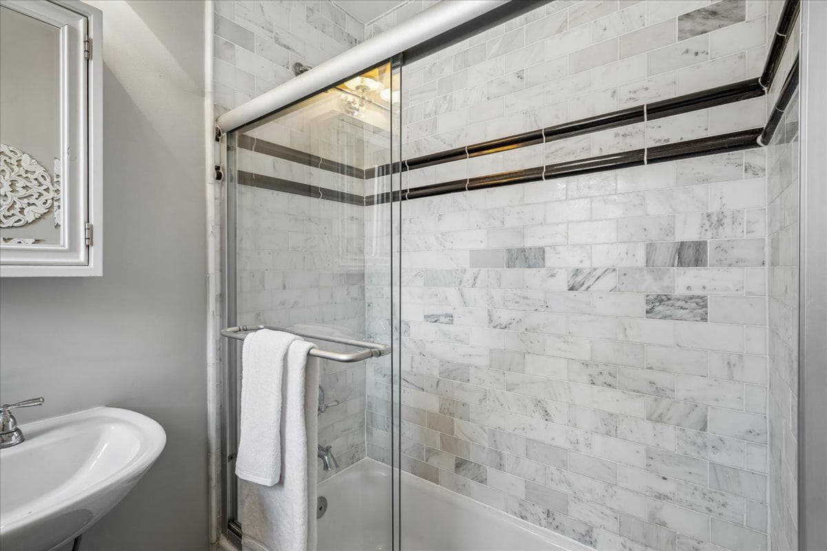 3010 Wisconsin Avenue NW #209 photo 22