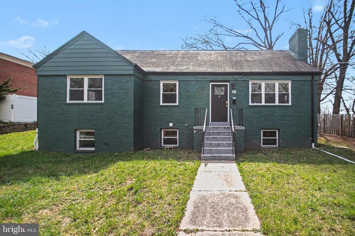 3243 Massachusetts Avenue SE
