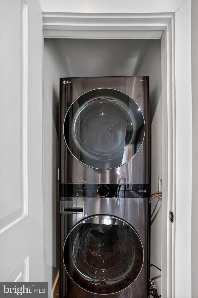 513 Jefferson Street NW #1 photo 8