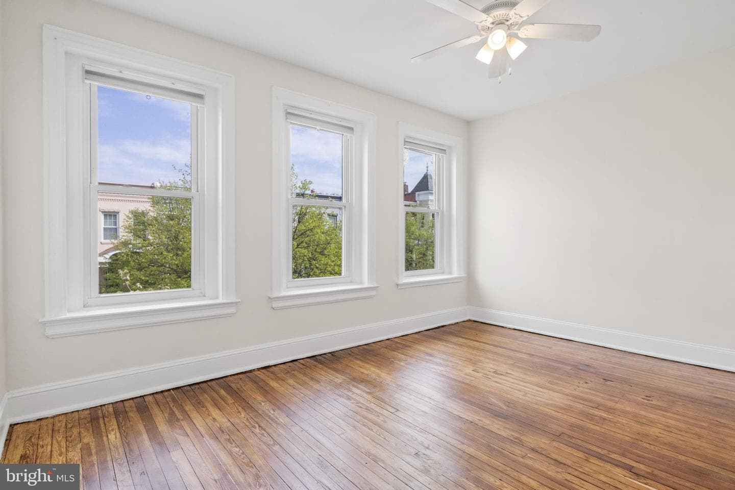 32 Randolph Place NW photo 12