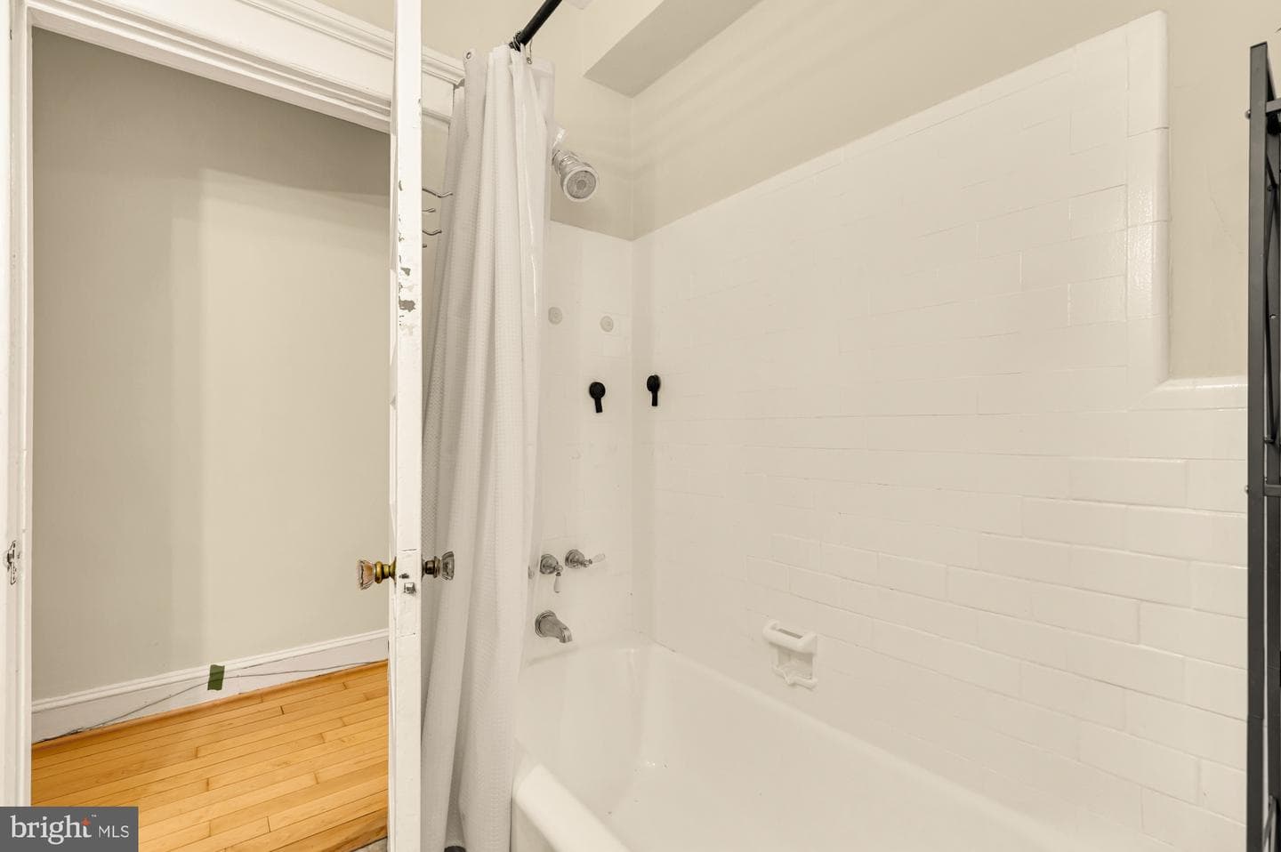 1869 Mintwood Place NW #24 photo 25