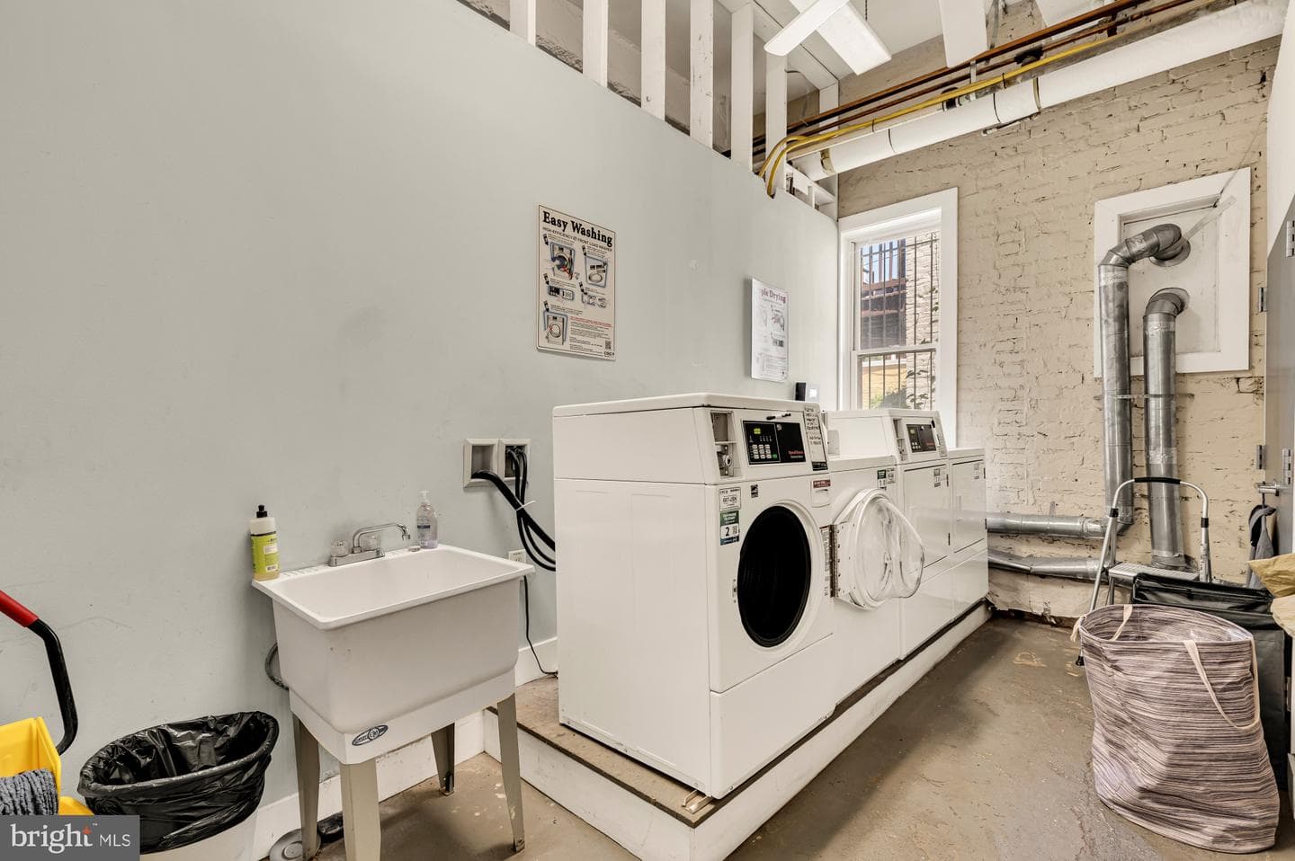 1869 Mintwood Place NW #24 photo 37