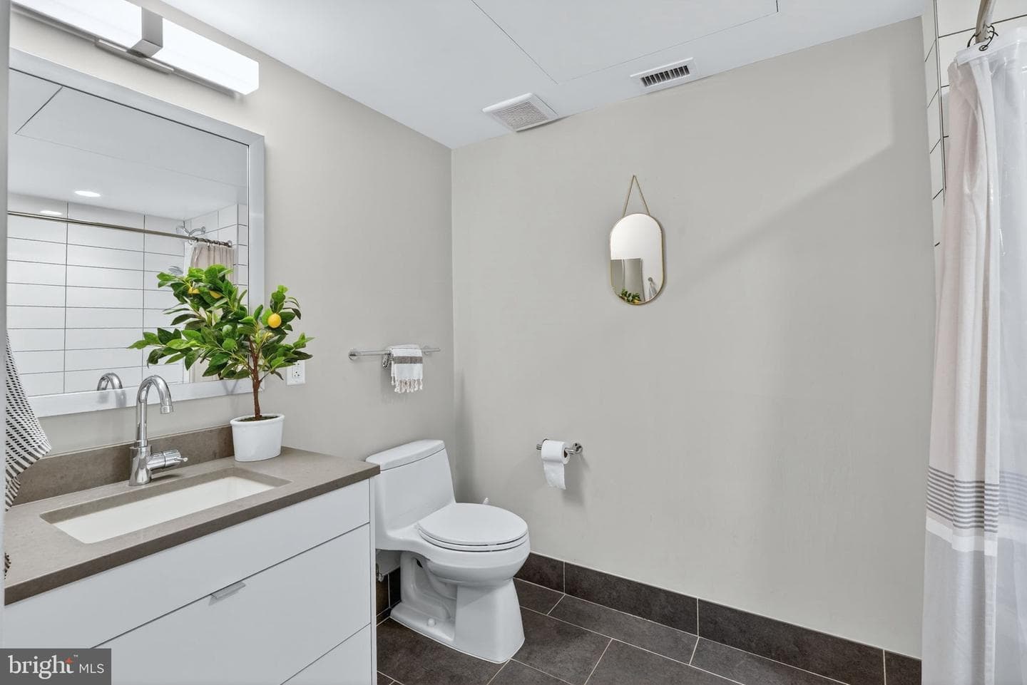 1300 4th Street SE #205 photo 15