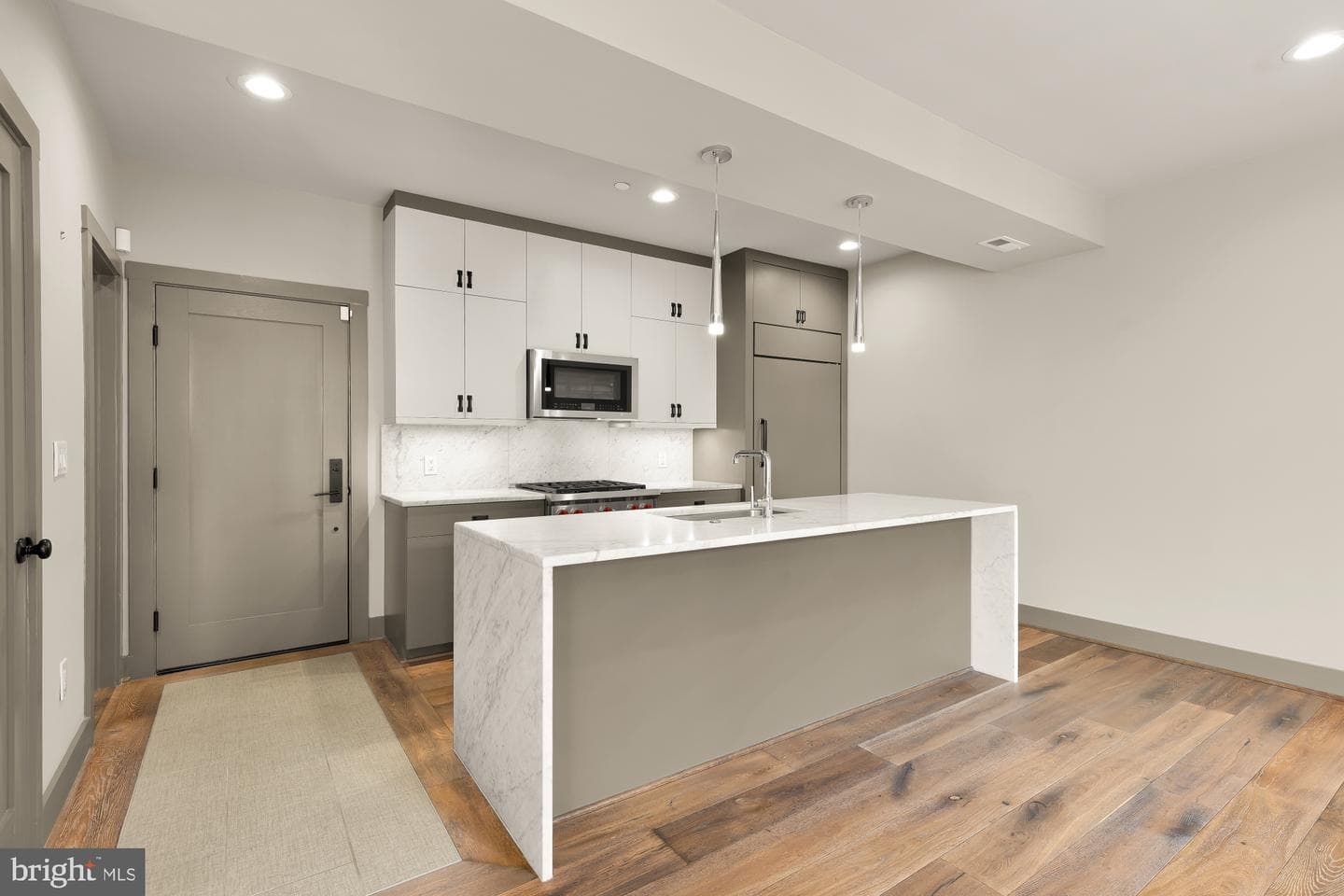 3220 Grace Street NW #5 photo 4