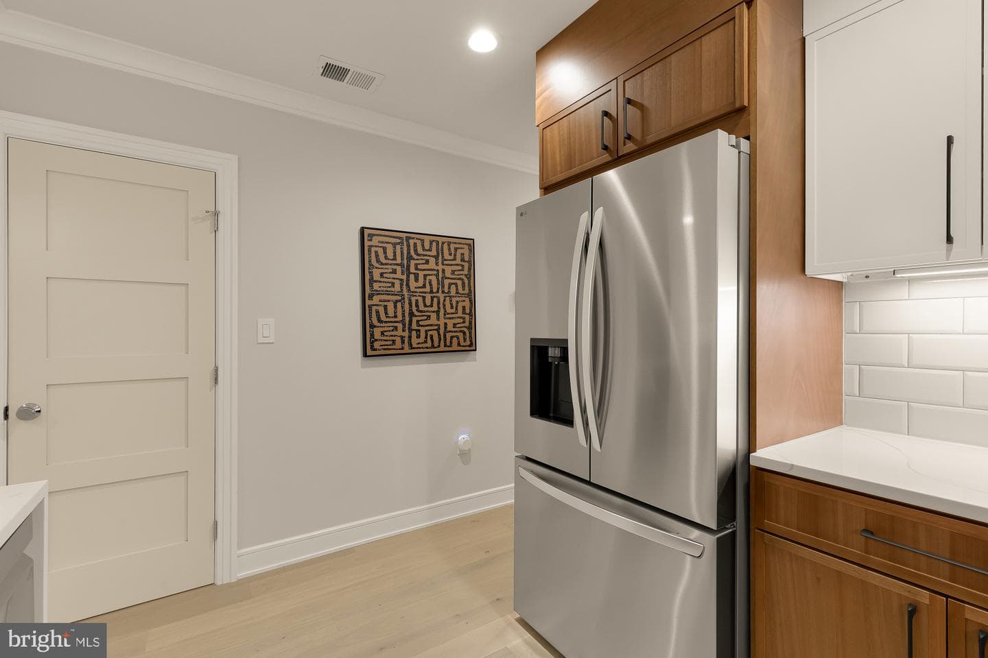 647 G Street SE #1 photo 6
