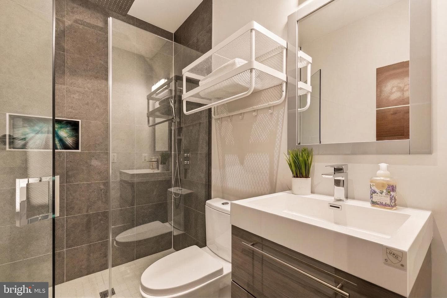 1711 D Street SE #2 photo 15
