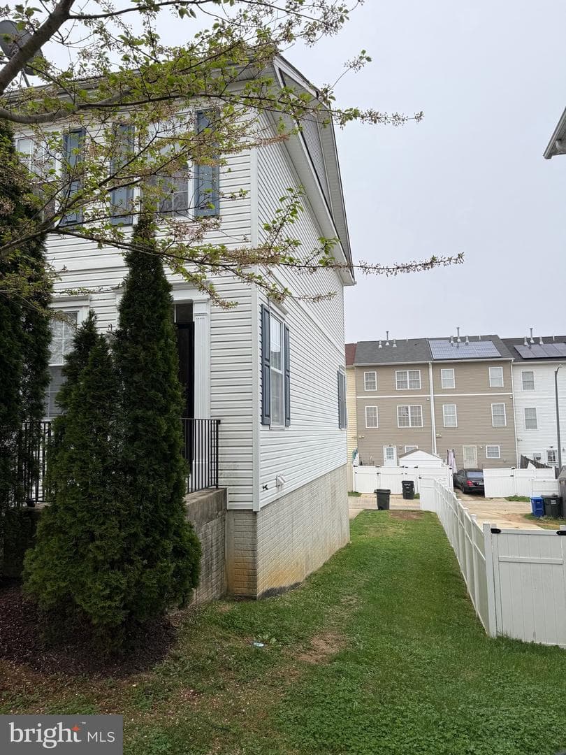 1512 Tanner Court SE photo 4