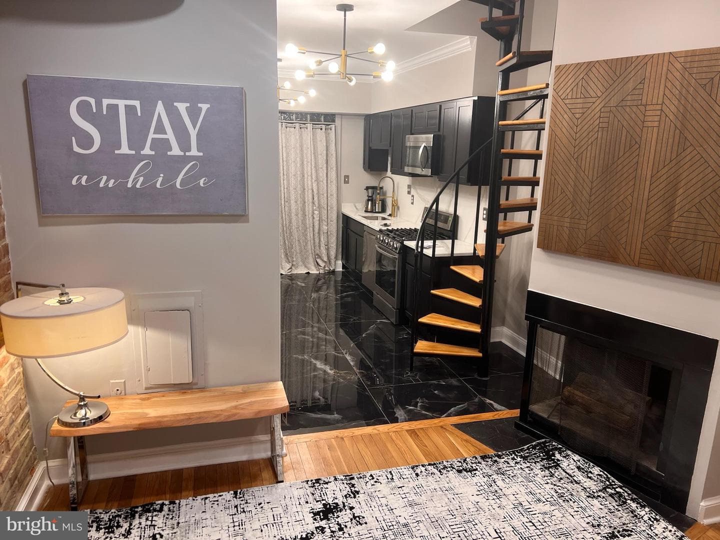 546 Hobart Place NW, Washington