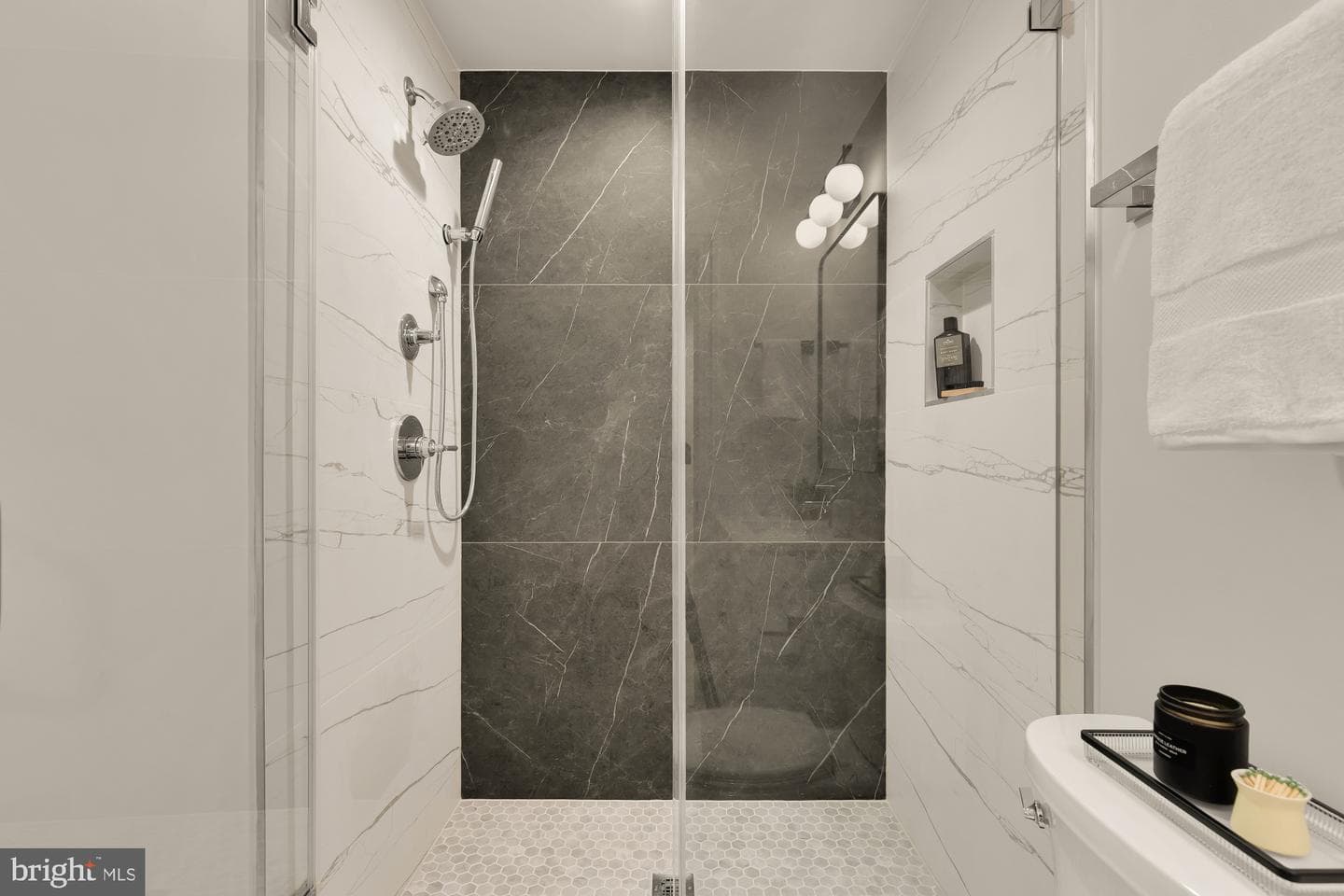 647 G Street SE #2 photo 20